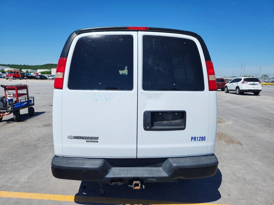 2013 Chevrolet Express G3500 მანქანა იყიდება აუქციონზე, vin: 1GAZGZFA7D1117512, აუქციონის ნომერი: 52388776