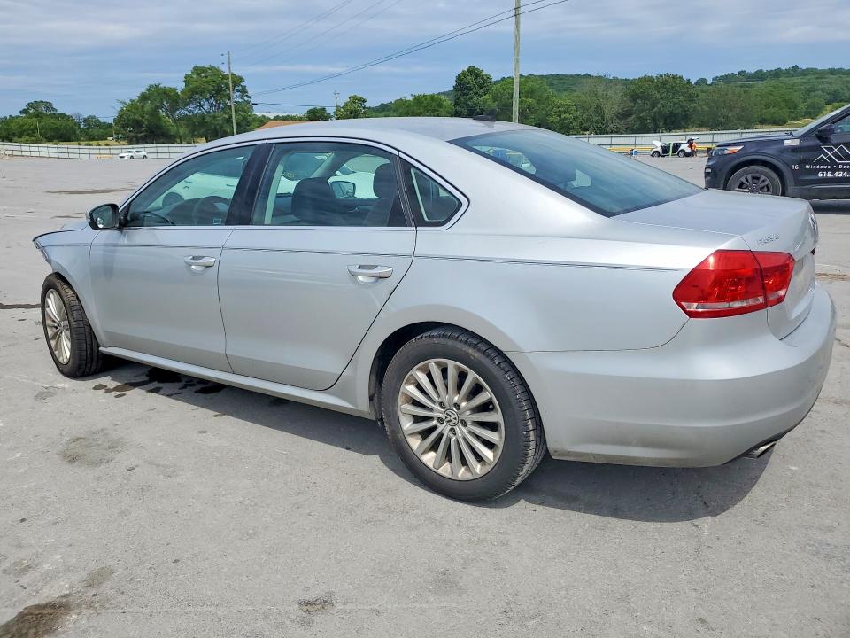 52375906 :رقم المزاد ، 1VWBV7A32FC075332 vin ، 2015 Volkswagen Passat مزاد بيع