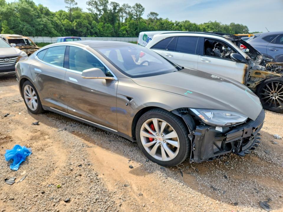 Aukcja sprzedaży 2015 Tesla Model S, vin: 5YJSA1H47FF089823, numer aukcji: 51829276