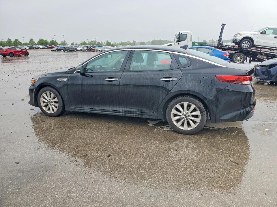 2018 Kia Optima მანქანა იყიდება აუქციონზე, vin: 5XXGT4L32JG246387, აუქციონის ნომერი: 52236336