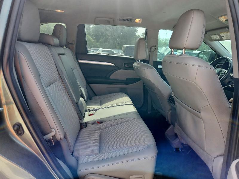 52678406 :رقم المزاد ، 5TDZZRFH7KS325131 vin ، 2019 Toyota 4r مزاد بيع