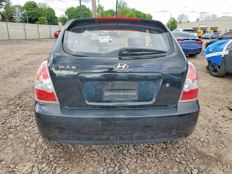2011 Hyundai Accent მანქანა იყიდება აუქციონზე, vin: KMHCM3AC6BU200450, აუქციონის ნომერი: 53279916