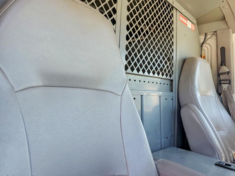 2002 Ford Econoline მანქანა იყიდება აუქციონზე, vin: 1FTNS24L82HA88557, აუქციონის ნომერი: 53754026