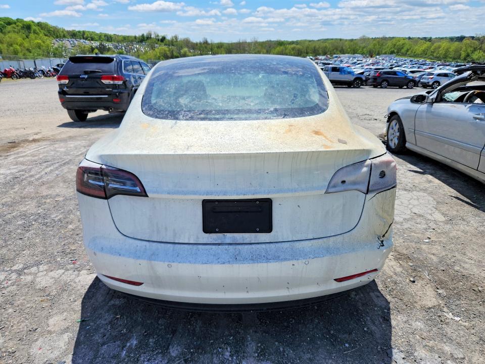 52556816 :رقم المزاد ، 5YJ3E1EA3MF857894 vin ، 2021 Tesla Model 3 مزاد بيع