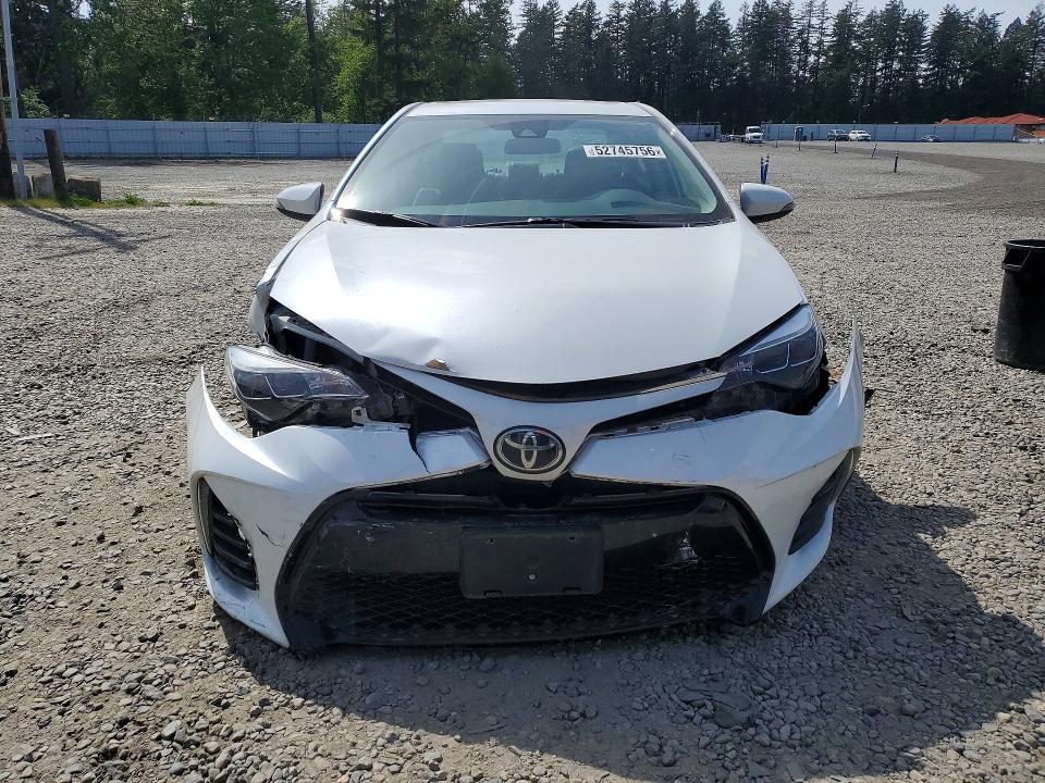 52745756 :رقم المزاد ، 5YFBURHE2HP616754 vin ، 2017 Toyota Corolla مزاد بيع