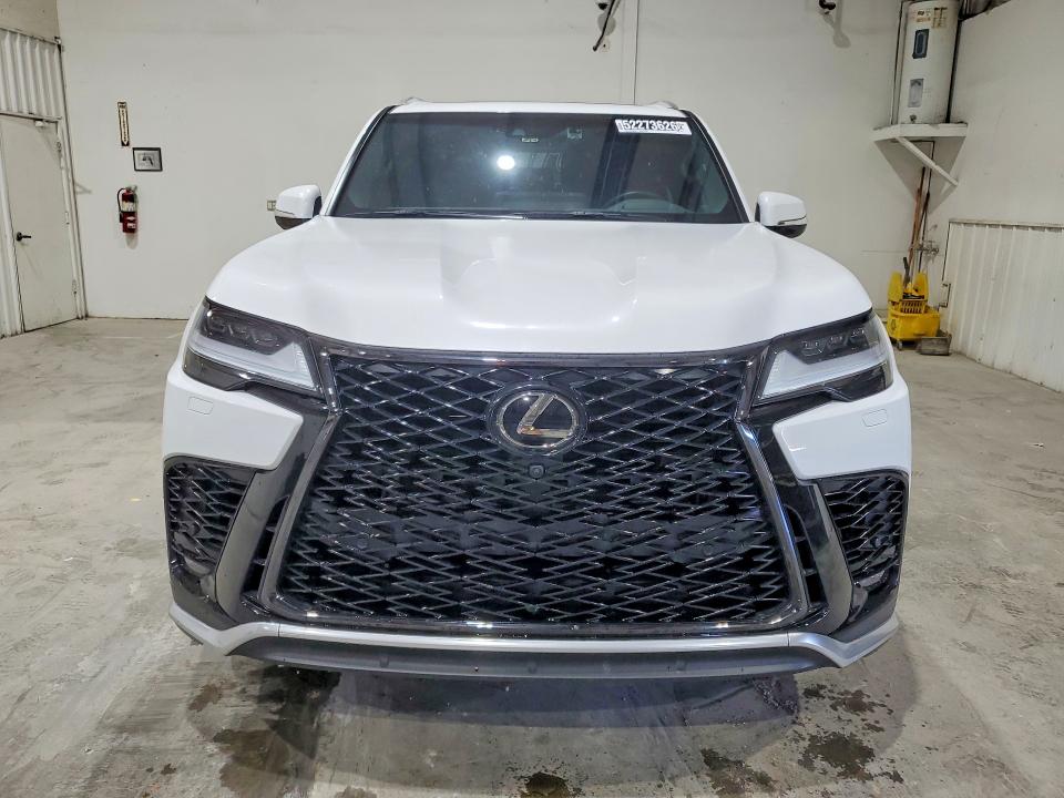 Продаж на аукціоні авто 2023 Lexus Lx 600, vin: JTJMB7CX2P4031134, номер лоту: 52273626