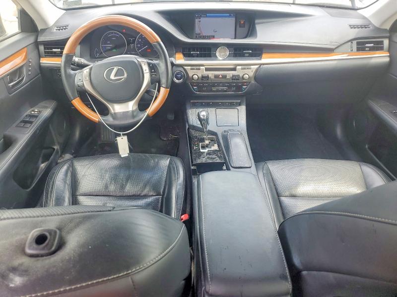 54632206 :رقم المزاد ، JTHBW1GG0F2090312 vin ، 2015 Lexus Es مزاد بيع