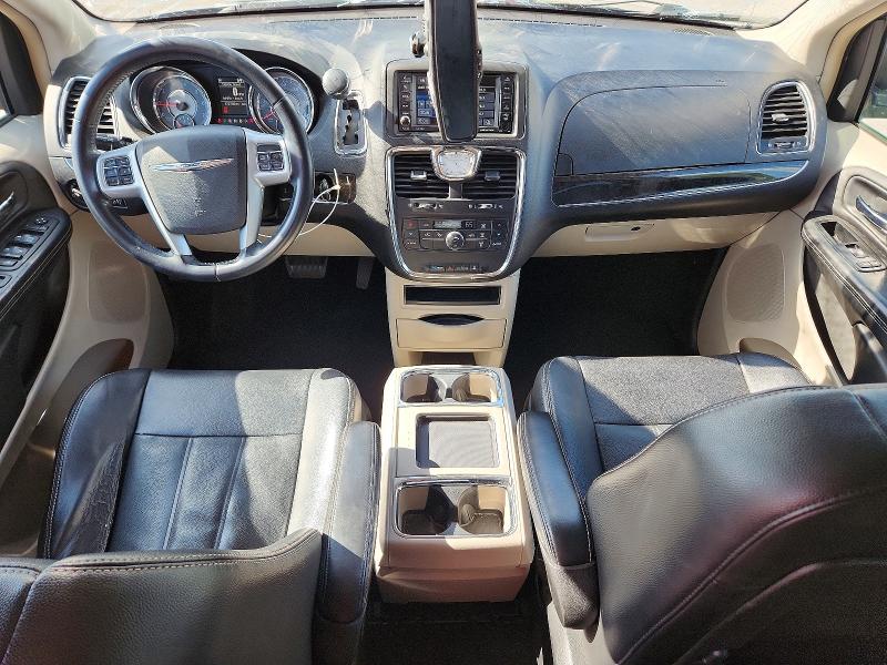 2014 Chrysler Town & Country მანქანა იყიდება აუქციონზე, vin: 2C4RC1BG3ER178075, აუქციონის ნომერი: 52163276