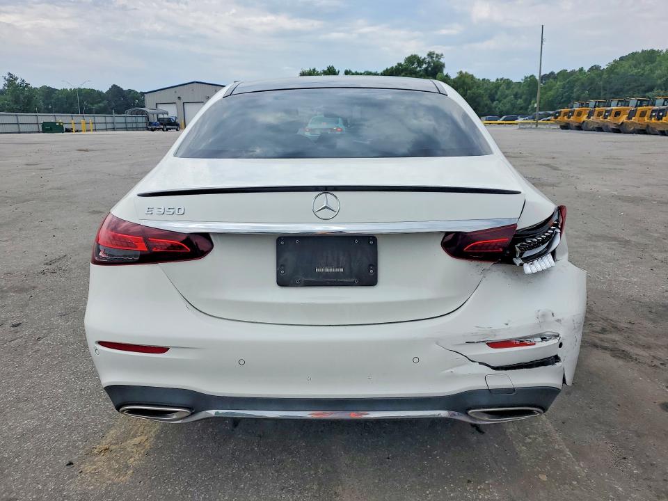 Продажа на аукционе авто 2022 Mercedes-benz E, vin: W1KZF8DB3NB098975, номер лота: 53044006