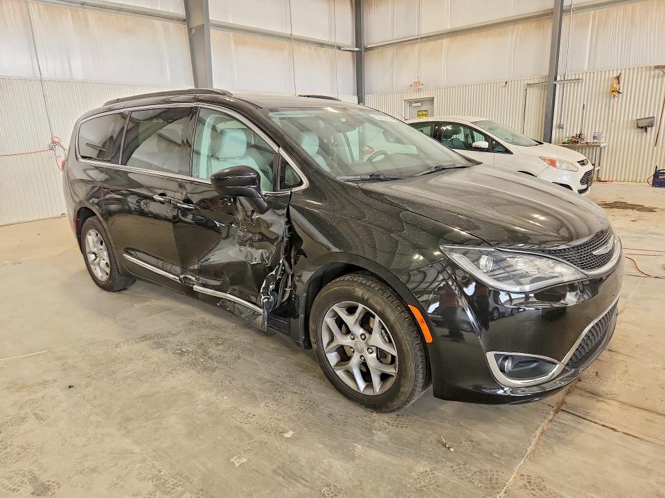 53833656 :رقم المزاد ، 2C4RC1BG7HR507820 vin ، 2017 Chrysler Pacifica مزاد بيع