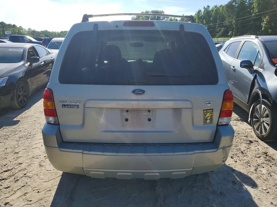 54019606 :رقم المزاد ، 1FMYU04135KB95318 vin ، 2005 Ford Escape مزاد بيع