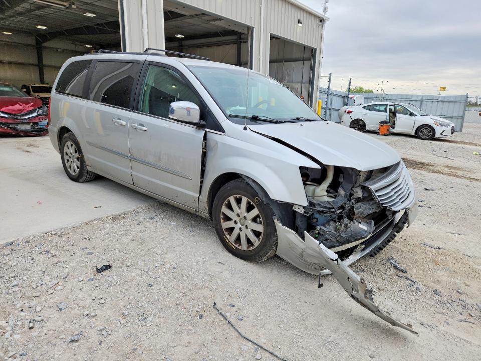 2011 Chrysler Town & Country მანქანა იყიდება აუქციონზე, vin: 2A4RR8DG4BR734002, აუქციონის ნომერი: 52210606