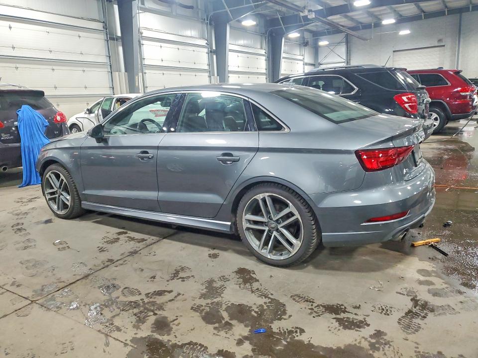 Продажа на аукционе авто 2018 Audi A3, vin: WAUJ8GFF0J1009940, номер лота: 52528496