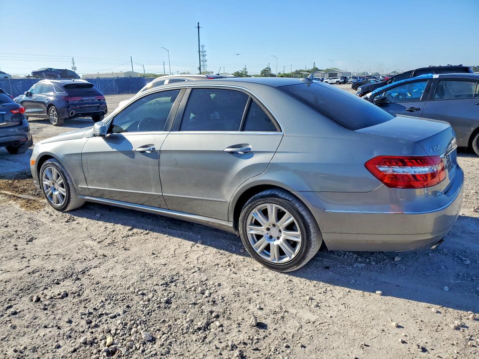 53940966 :رقم المزاد ، WDDHF5KB8DA693077 vin ، 2013 Mercedes-benz E مزاد بيع