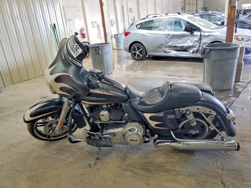 Продажа на аукционе авто 2011 Harley-davidson Flhx, vin: 1HD1KBM17BB674679, номер лота: 53272036