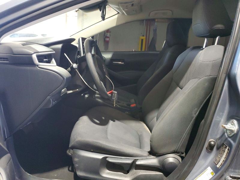 52742146 :رقم المزاد ، 5YFEPMAE0MP220981 vin ، 2021 Toyota Corolla مزاد بيع