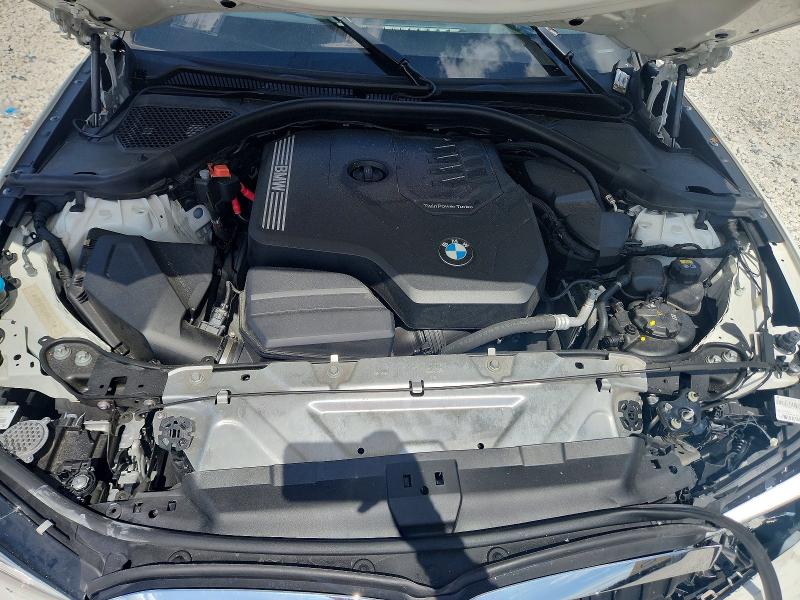 52443326 :رقم المزاد ، 3MW5R1J04M8B83721 vin ، 2021 Bmw 330i مزاد بيع