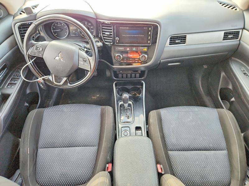 2018 Mitsubishi Outlander მანქანა იყიდება აუქციონზე, vin: JA4AZ3A36JZ025223, აუქციონის ნომერი: 53630896