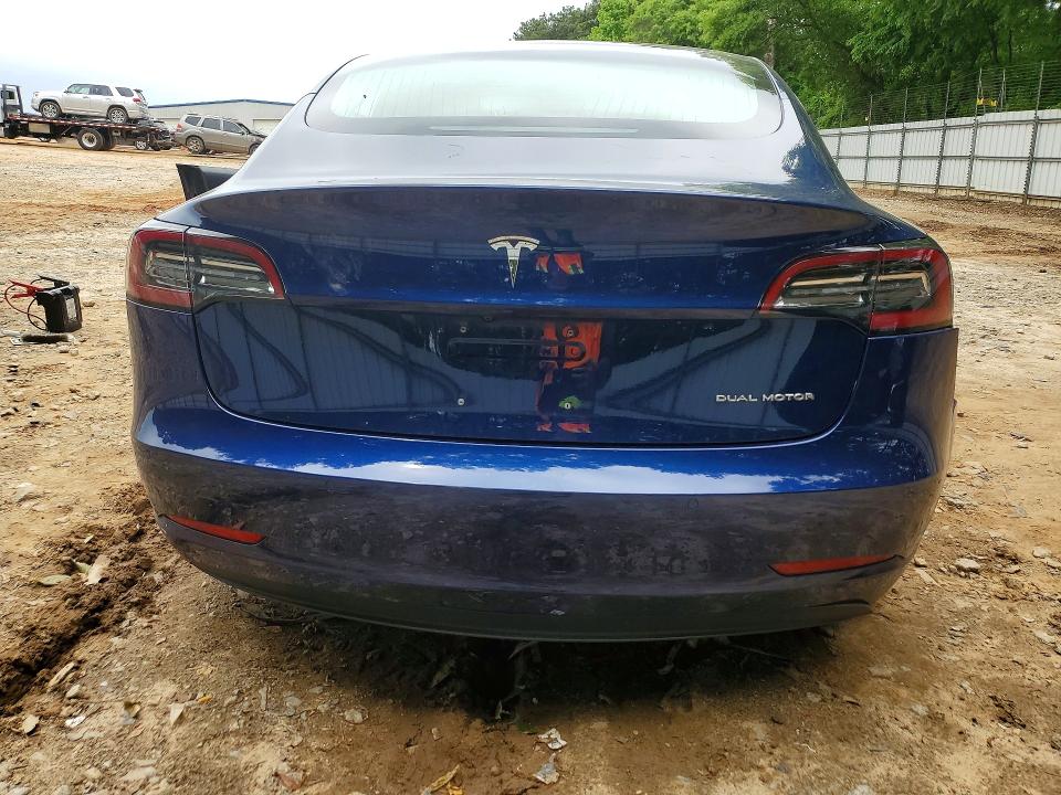 Продажа на аукционе авто 2018 Tesla Model 3, vin: 5YJ3E1EB5JF135332, номер лота: 52172796