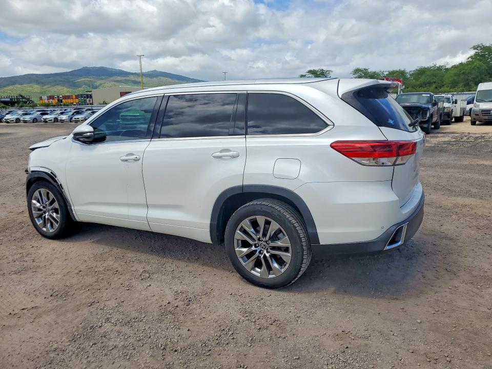 54898556 :رقم المزاد ، 5TDYZRFH2KS329101 vin ، 2019 Toyota Highlander مزاد بيع