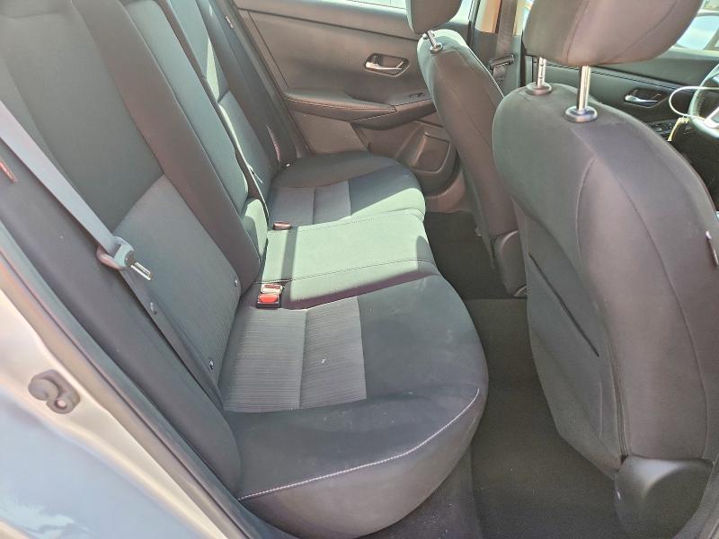 53577406 :رقم المزاد ، 3N1AB8CV3NY215439 vin ، 2022 Nissan Sentra مزاد بيع