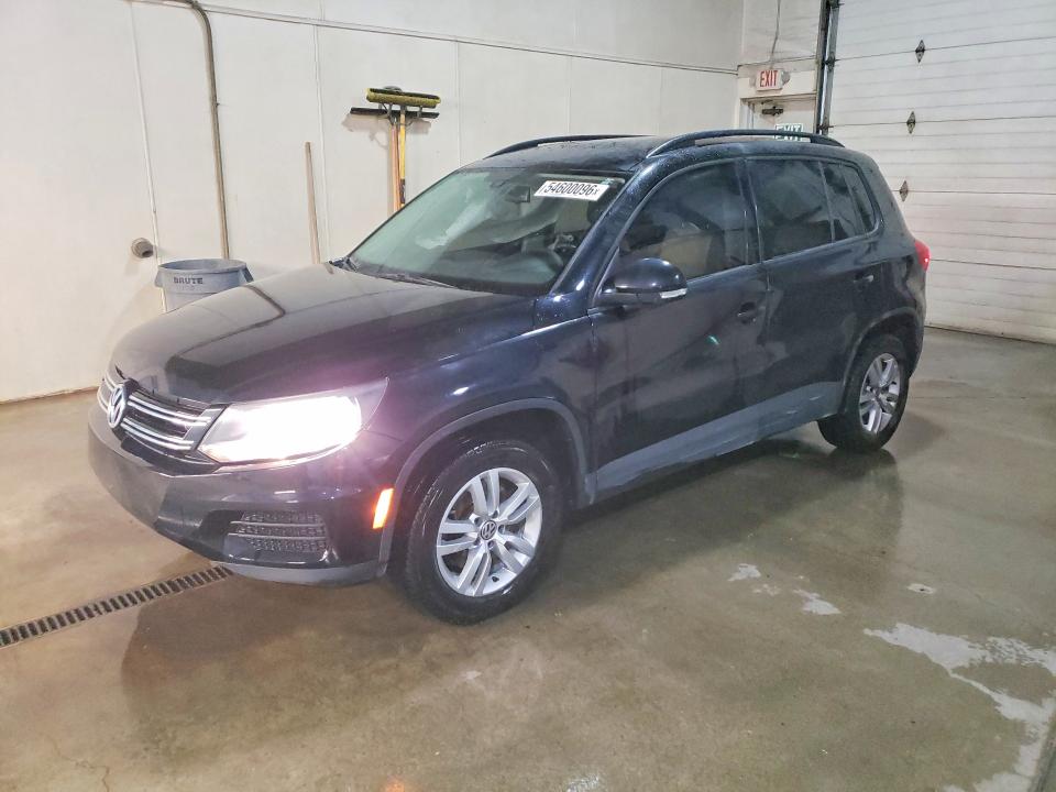 Auction sale of the 2017 Volkswagen Tiguan, vin: WVGBV7AX0HW513252, lot number: 54600096