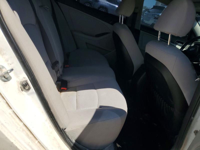 2015 Kia Optima მანქანა იყიდება აუქციონზე, vin: KNAGM4A70F5642684, აუქციონის ნომერი: 52834496