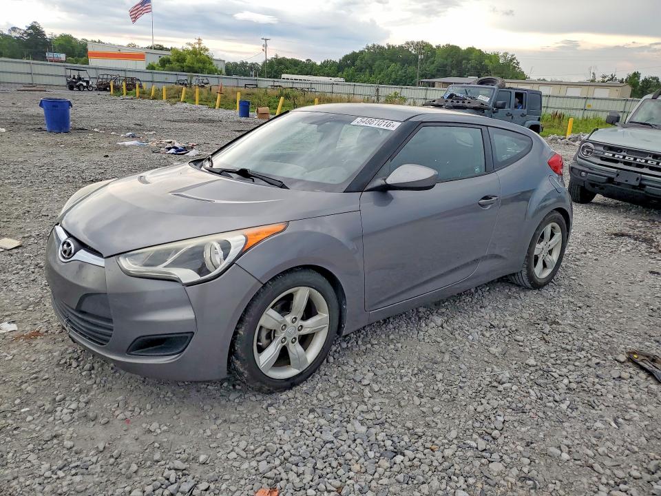 54861016 :رقم المزاد ، KMHTC6AD8FU239446 vin ، 2015 Hyundai Veloster مزاد بيع