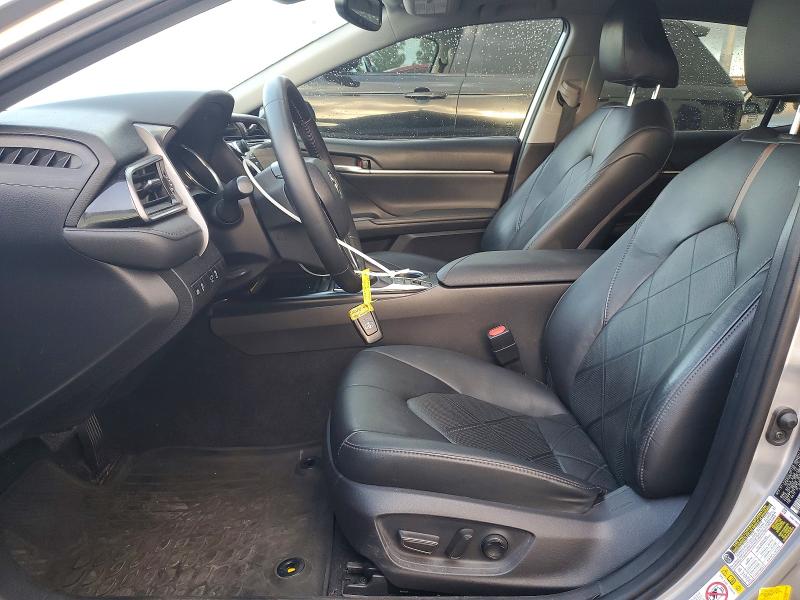 55051656 :رقم المزاد ، 4T1B11HK2KU162303 vin ، 2019 Toyota Camry مزاد بيع