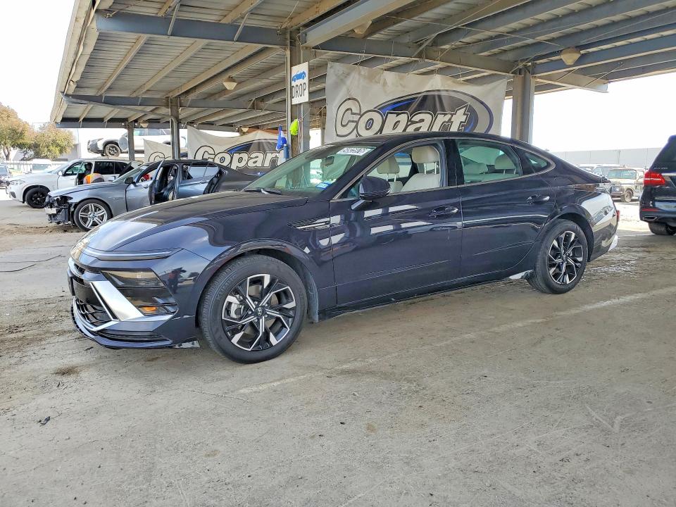 Auction sale of the 2025 Hyundai Sonata, vin: KMHL64JA0SA475148, lot number: 54925976