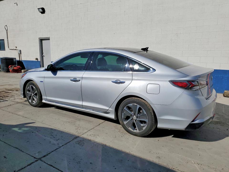 2019 Hyundai Sonata Hybrid მანქანა იყიდება აუქციონზე, vin: KMHE34L34KA092166, აუქციონის ნომერი: 53087756