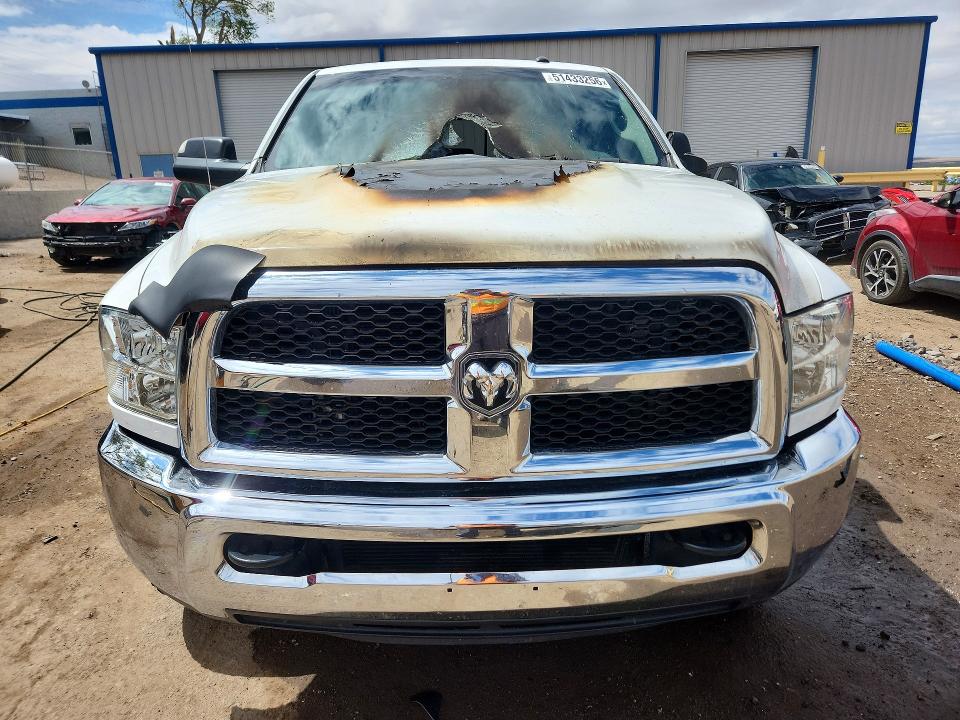 51433256 :رقم المزاد ، 3C63R3DL0GG320876 vin ، 2016 Ram 3500 مزاد بيع