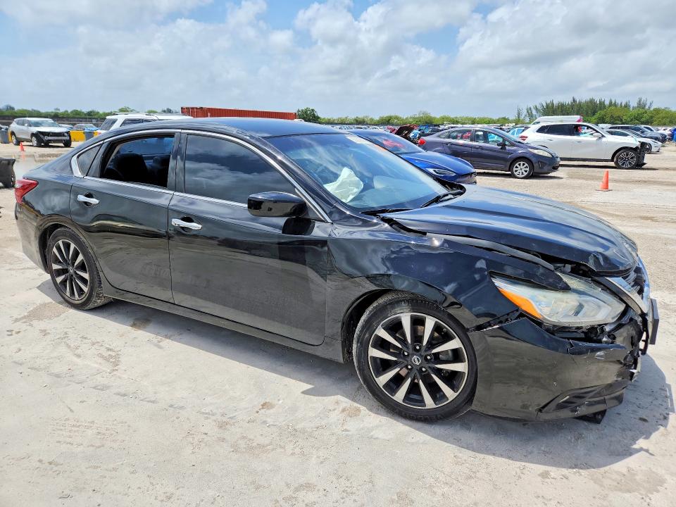 Продаж на аукціоні авто 2018 Nissan Altima, vin: 1N4AL3AP2JC261564, номер лоту: 55209886
