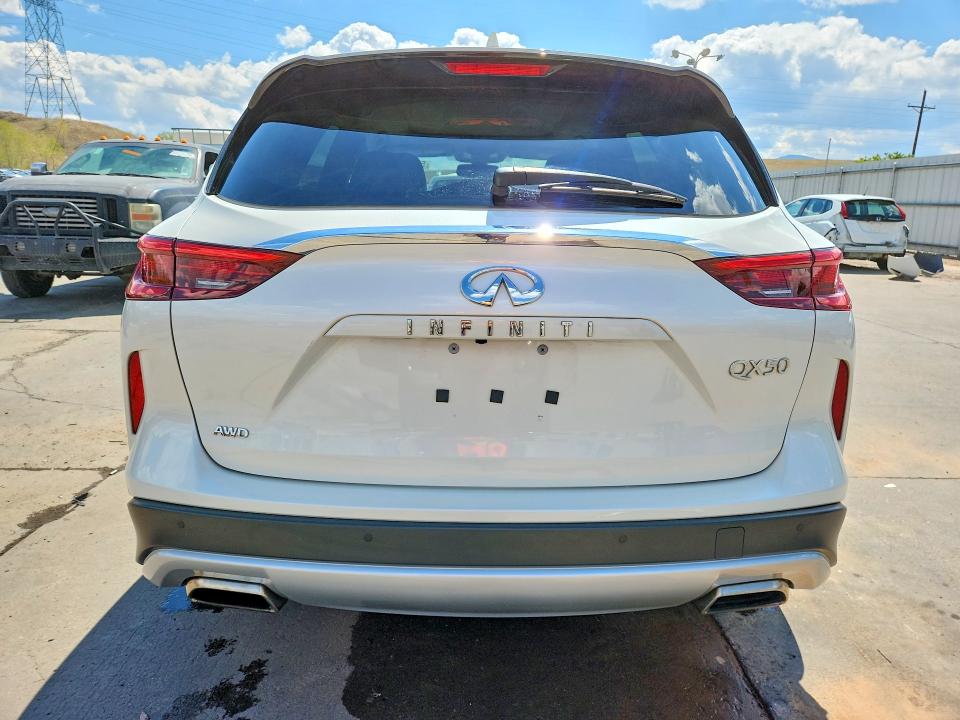 52203526 :رقم المزاد ، 3PCAJ5M38LF104700 vin ، 2020 Infiniti Qx50 مزاد بيع