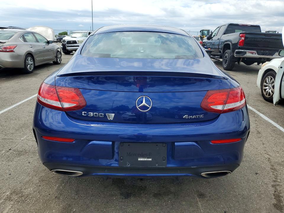 52424996 :رقم المزاد ، WDDWJ4KB5HF417481 vin ، 2017 Mercedes-benz C مزاد بيع