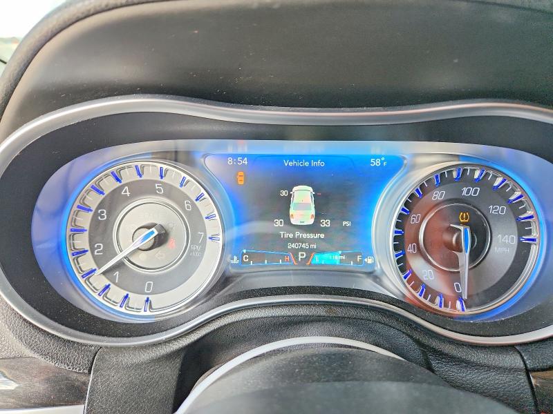 2016 Chrysler 300 მანქანა იყიდება აუქციონზე, vin: 2C3CCAAG8GH142001, აუქციონის ნომერი: 52848796