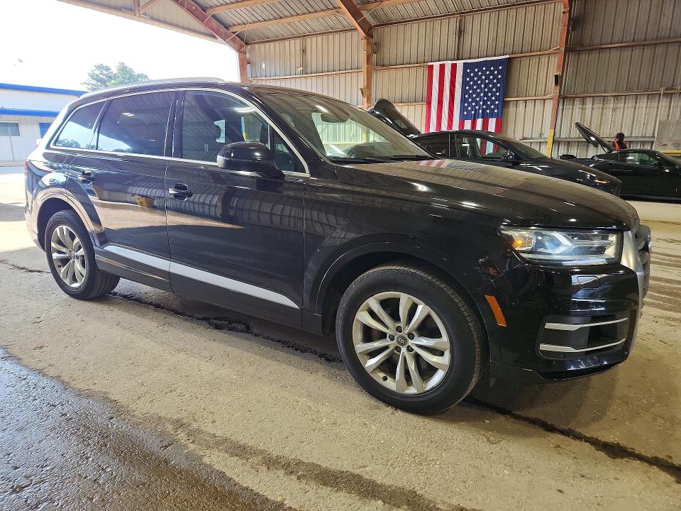 2017 Audi Q7 მანქანა იყიდება აუქციონზე, vin: WA1AAAF77HD037265, აუქციონის ნომერი: 55628916