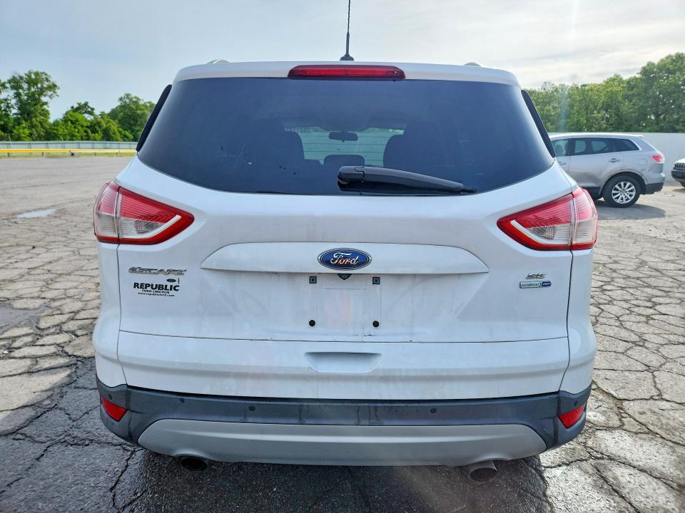 Продажа на аукционе авто 2016 Ford Escape, vin: 1FMCU9GX7GUB32700, номер лота: 53174276
