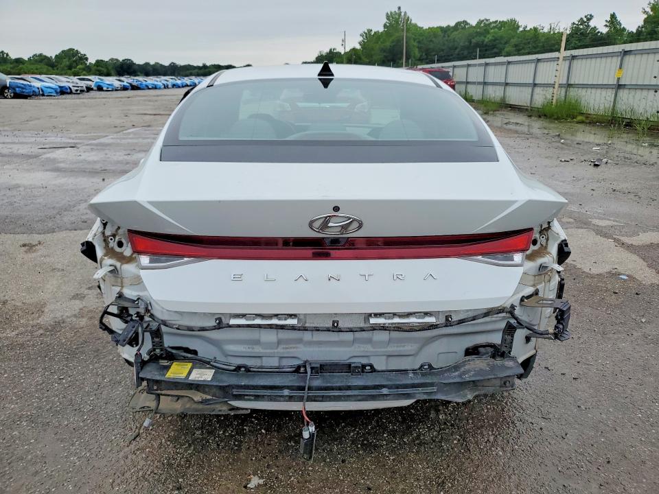 2021 Hyundai Elantra მანქანა იყიდება აუქციონზე, vin: 5NPLM4AG1MH007634, აუქციონის ნომერი: 53166736