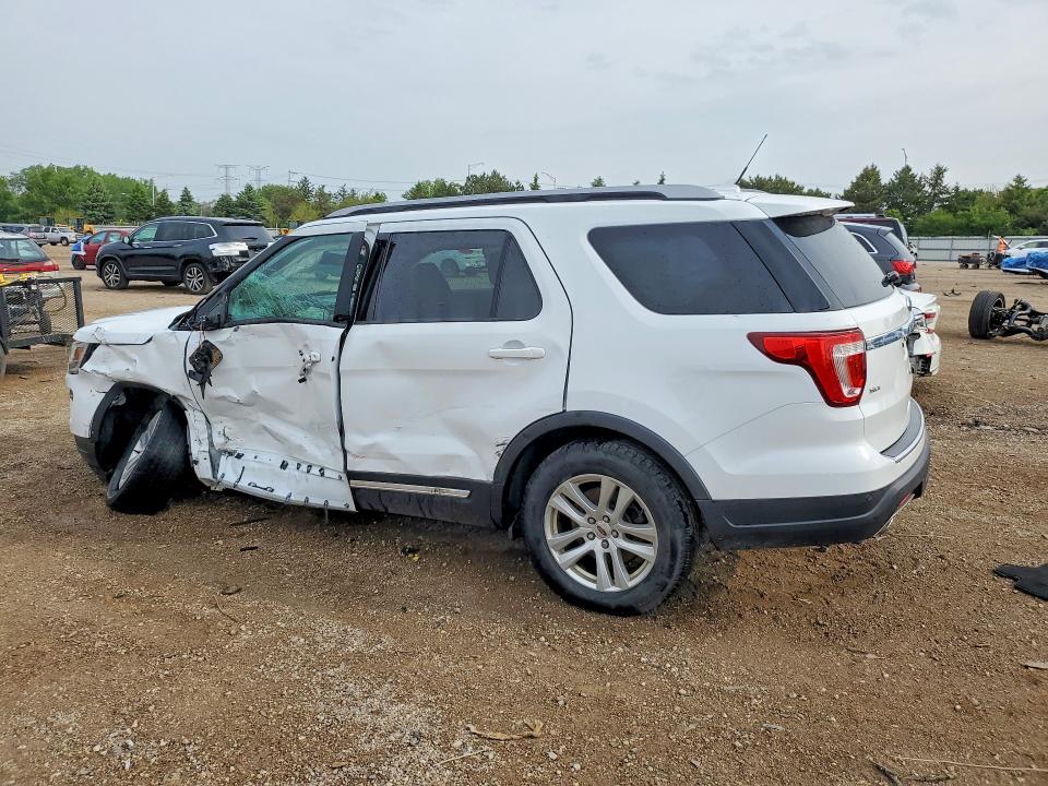 53723626 :رقم المزاد ، 1FM5K8D84JGC49422 vin ، 2018 Ford Explorer مزاد بيع