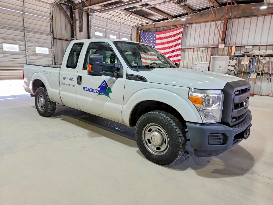 52437586 :رقم المزاد ، 1FT7X2A6XFEB63775 vin ، 2015 Ford F250 مزاد بيع