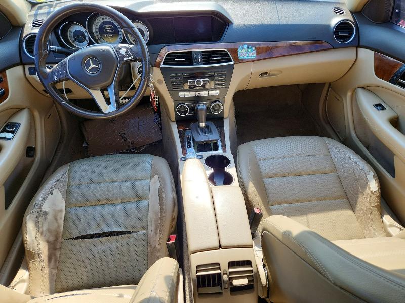 53936486 :رقم المزاد ، WDDGJ5HB5CF741055 vin ، 2012 Mercedes-benz C مزاد بيع