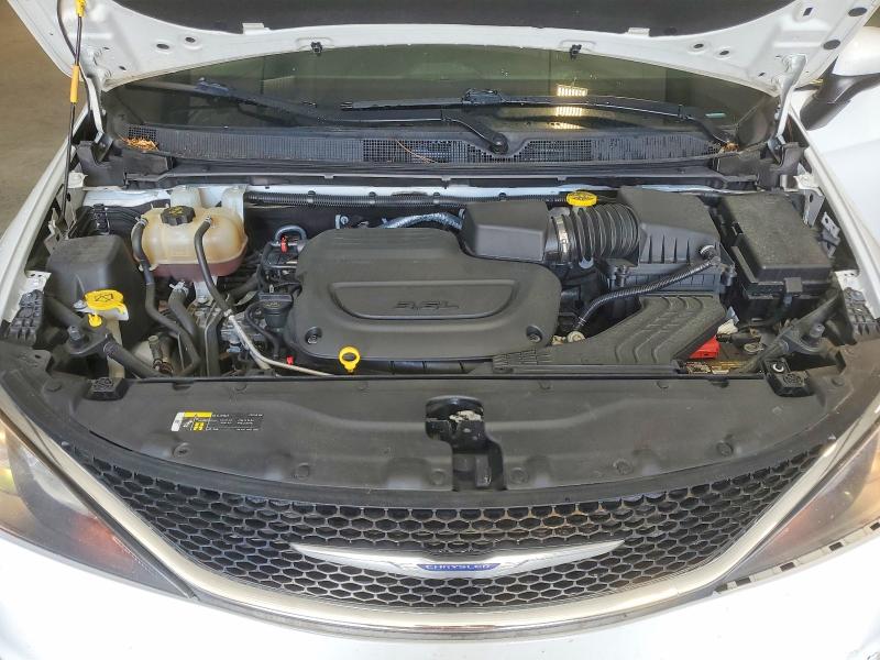 2020 Chrysler Voyager მანქანა იყიდება აუქციონზე, vin: 2C4RC1DGXLR156665, აუქციონის ნომერი: 51969936