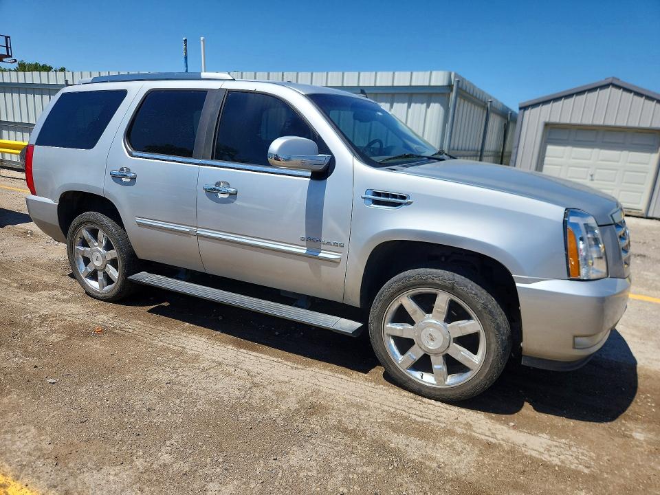 52679286 :رقم المزاد ، 1GYUCCEF9AR216783 vin ، 2010 Cadillac Escalade مزاد بيع
