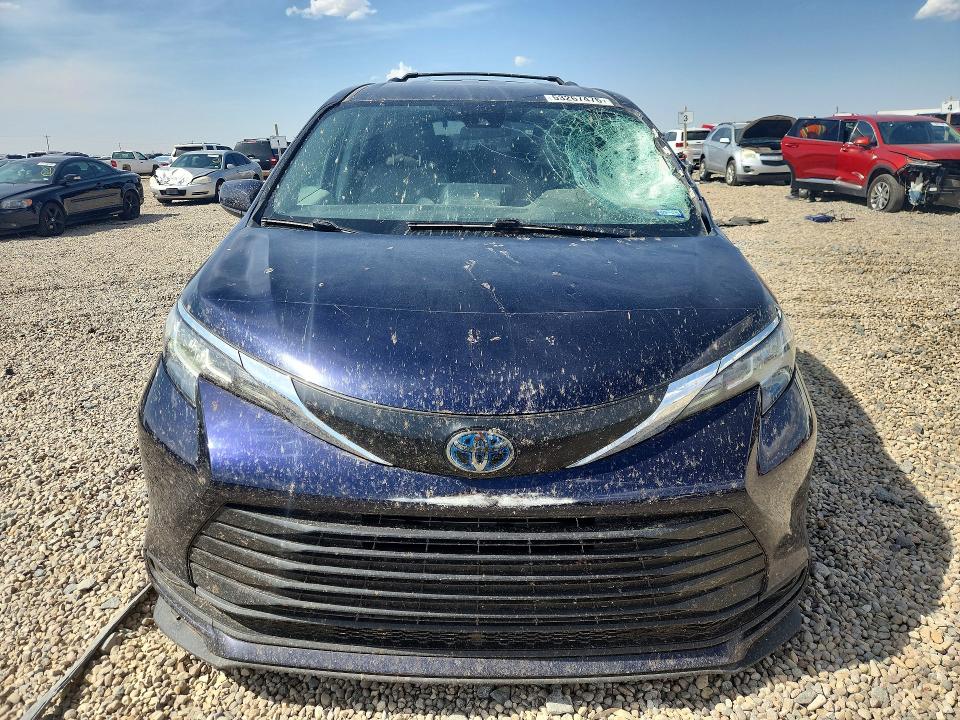 2021 Toyota Sienna მანქანა იყიდება აუქციონზე, vin: 5TDKRKEC1MS061955, აუქციონის ნომერი: 53267476
