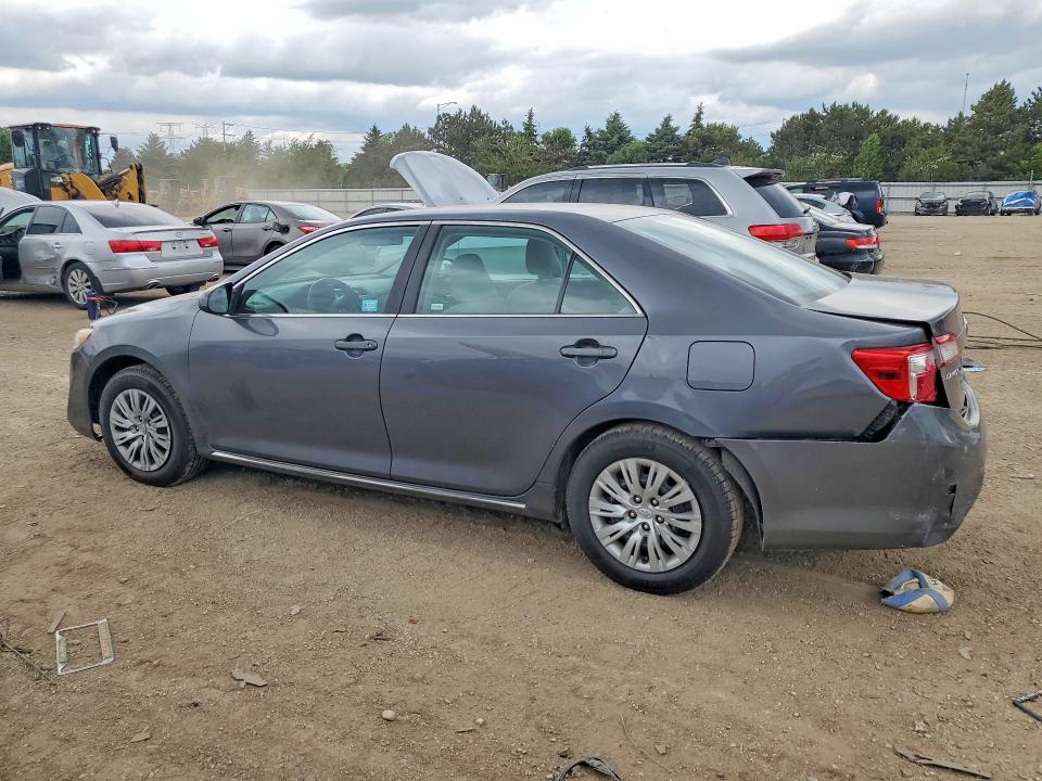 53837046 :رقم المزاد ، 4T1BF1FK3DU212259 vin ، 2013 Toyota Camry مزاد بيع