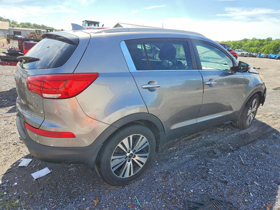Продажа на аукционе авто 2015 Kia Sportage, vin: KNDPCCAC5F7699643, номер лота: 55246476