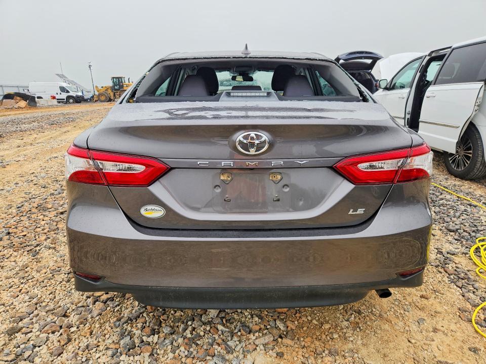 2020 Toyota Camry მანქანა იყიდება აუქციონზე, vin: 4T1C11AK3LU977142, აუქციონის ნომერი: 54426156