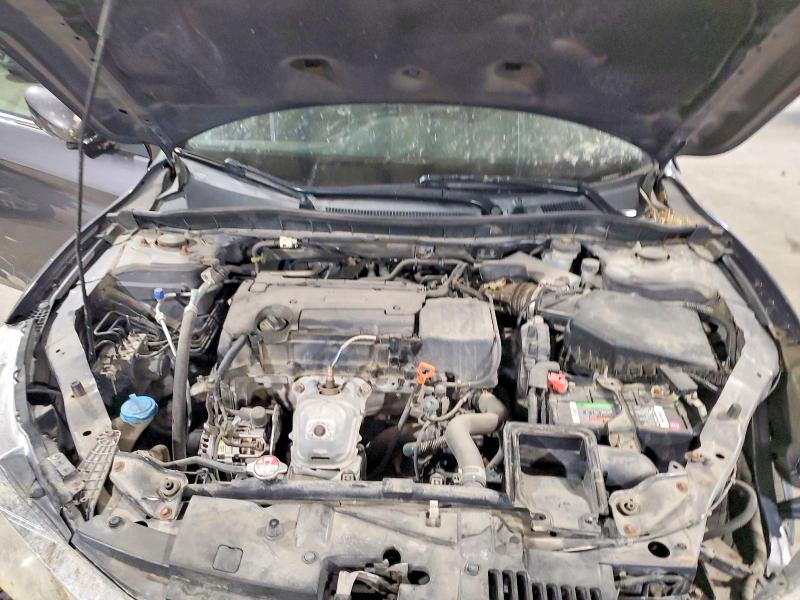 55339836 :رقم المزاد ، 1HGCR2E30GA108108 vin ، 2016 Honda Accord مزاد بيع