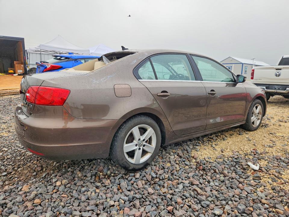 2014 Volkswagen Jetta მანქანა იყიდება აუქციონზე, vin: 3VW3L7AJ9EM416196, აუქციონის ნომერი: 52579936